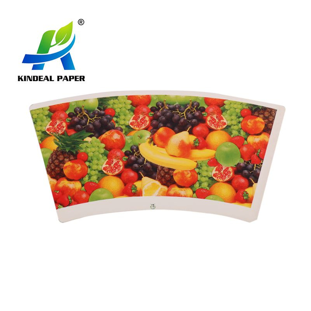 O PE high-density imprimível flexográfico feito sob medida do costume revestiu Cupstock com excelente capacidade de vedação para copos de bebidas frias
